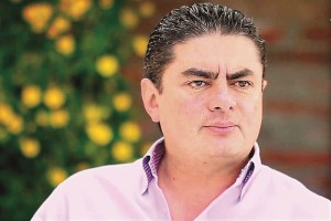 <b>Luis �ngel Espinosa Ch�zaro.</b> C�mulo de esc�ndalos